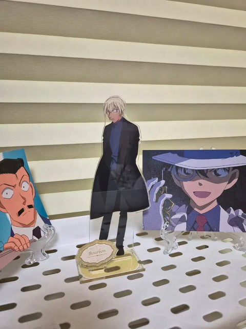I'm selling Ahn Ki-joon acrylic stands.