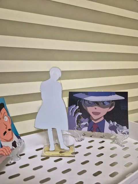 I'm selling Ahn Ki-joon acrylic stands.