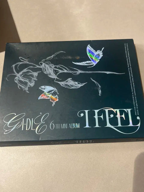 (G)I-DLE I feel album