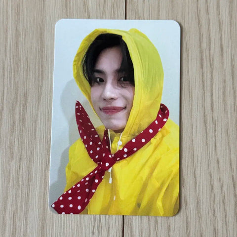 Ace Wow Kim Se-yun My Girl Makestar Raincoat Unreleased Photocard Benefit