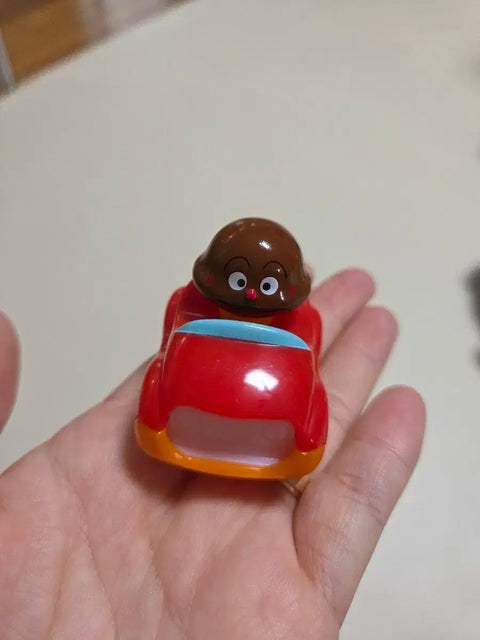 Selling Anpanman, Currypanman car figures. Anpanman gacha, Currypanman gacha.