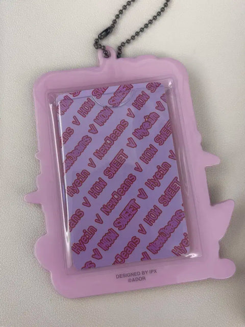 NewJeans photocard holder