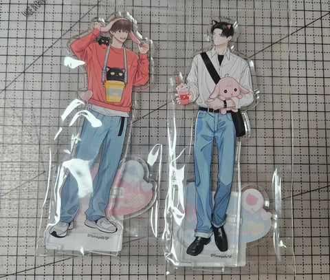 Kiss Me First Acrylic Stand Set
