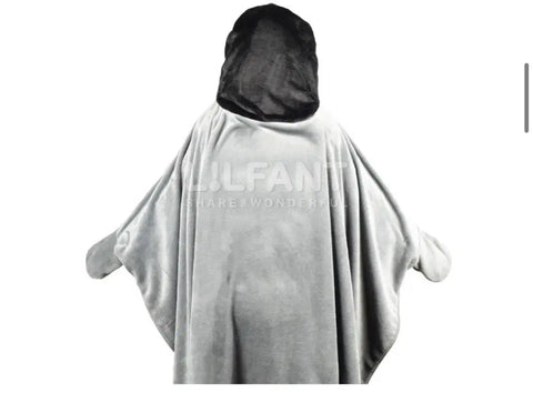 Pengsoo hooded blanket poncho