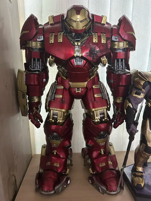 Hot Toys Iron Man Hulkbuster 1.0