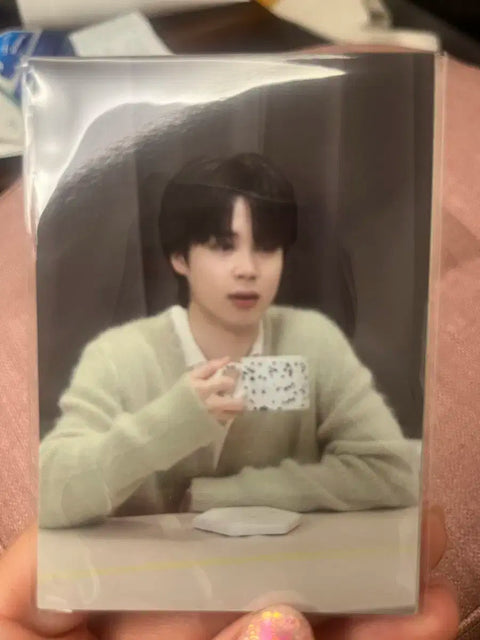 Jimin blanket and photocard