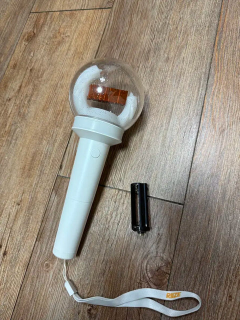 Riize light stick, Rave Bong