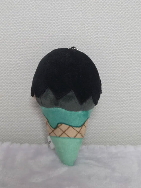 Attack on Titan Levi Ice Tapinuwi Plush Doll