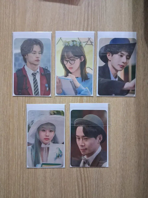 Selling Spirit Fingers movie special photocard.