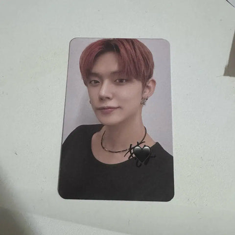 TXT Yeonjun signed photocard