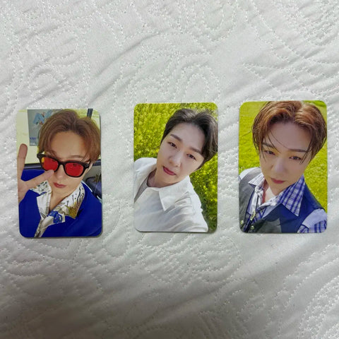 Lee Changsub Whosfan Video Call Fansign Photocard 3-Piece Set + 2 Unopened Albums