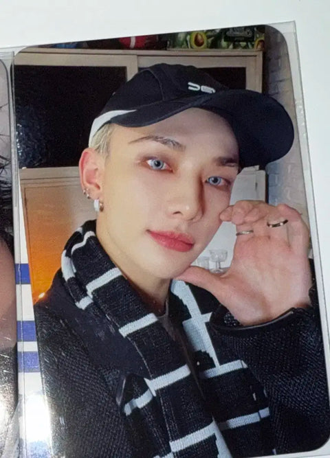 Stray Kids Hyunjin Skzoo Aladdin Karma Ceremony Unreleased Photocard Sale Transfer