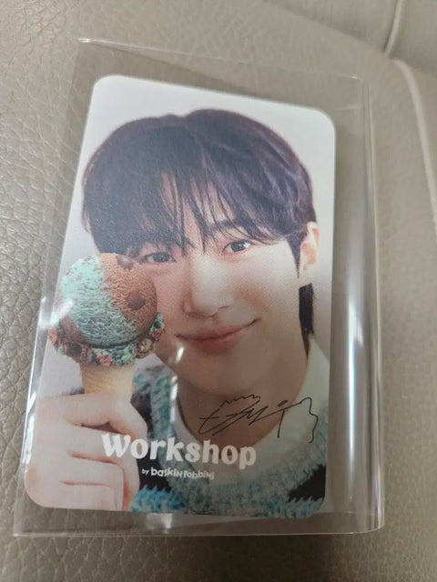 Byeon Woo-seok Baskin-Robbins Baskin Workshop Photocard Poca