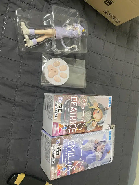 Re:Zero Beatrice Emilia MofuMofu Figure
