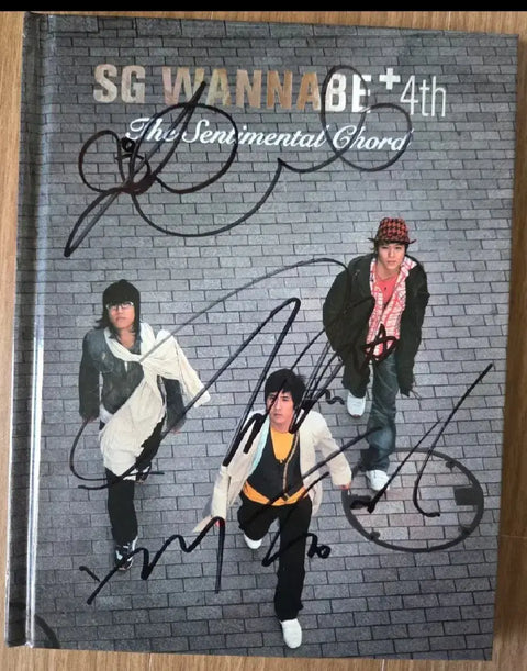 SG Wannabe 4th Album Autographed Copy
