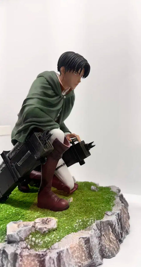 Attack on Titan Levi & Erwin Resin Figure
