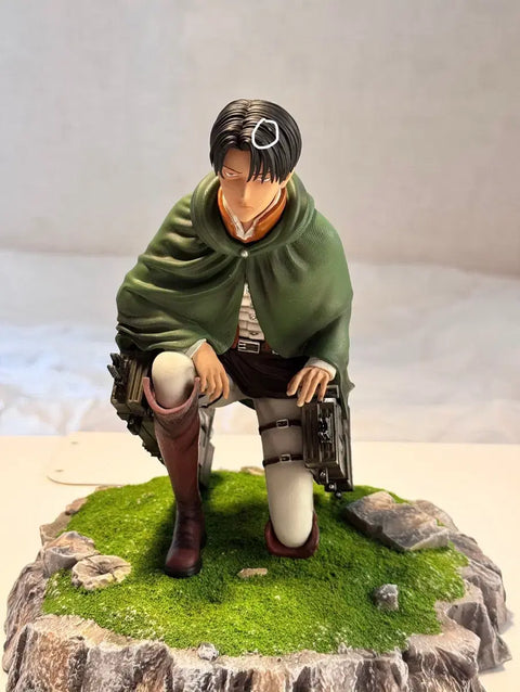 Attack on Titan Levi & Erwin Resin Figure