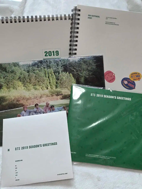 BTS 2019 Season's Greetings Photobook (SIG) Transfer