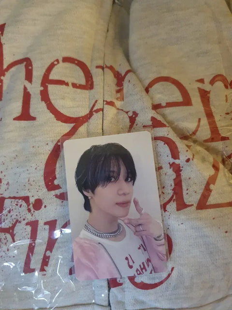Taemin concert Sightseen hooded zip-up tourist version, includes photocard