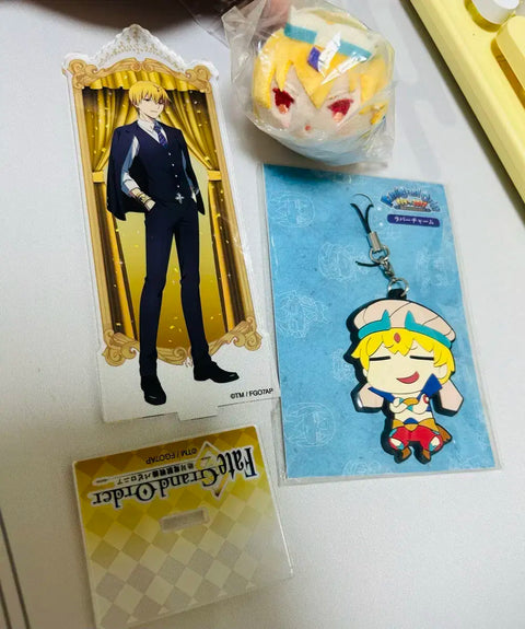 Fate Gilgamesh Acrylic Mochi King Gil Goods Bundle