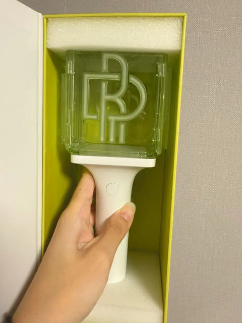 Selling NCT Dream light stick (new meum).