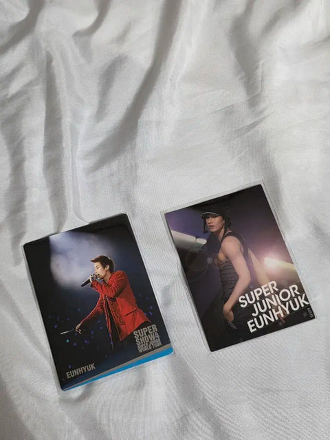 Super Junior Eunhyuk Official Photocards 2ea (sold as a set)