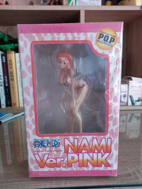 One Piece Nami figure