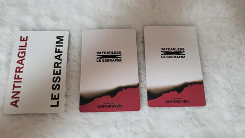LE SSERAFIM Photocard 3-Piece Set