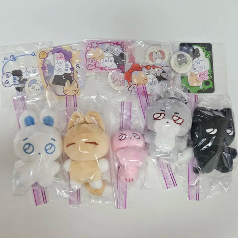 PLAYVE unofficial goods, squishy PLAVE, all together