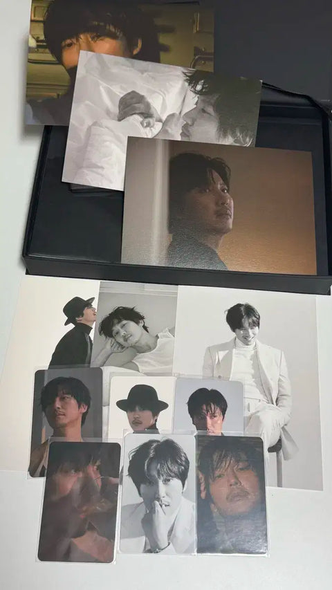 Kim Nam-gil 2023 Season's Greetings Sig [photobook/goods] for sale. Full box.