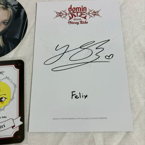 Stray Kids Felix benefit photocard etc.