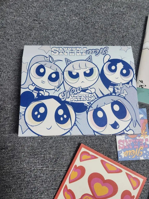 Selling NewJeans Powerpuff Girls album.