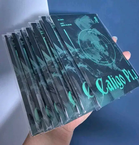 Selling PLAVE unopened photocard album!
