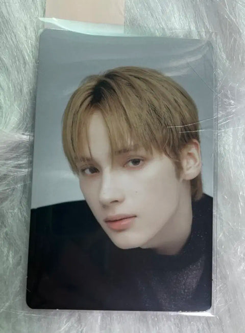 TXT TomorrowCon Huening mini photocards 2 total