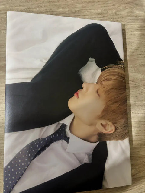 NCT Dream Endless Photobook Jisung version