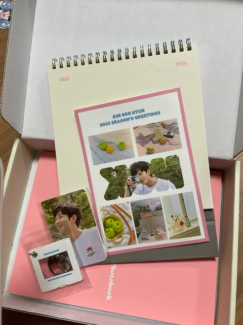 Kim Soo-hyun Queen of Tears Season's Greetings 2025