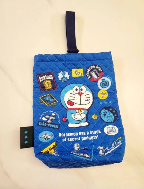 Doraemon handbag, purchased in Japan, only the plastic was removed.