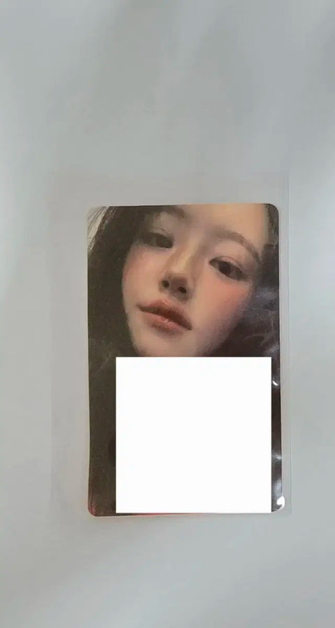 QWER Chodan Autographed Photocard