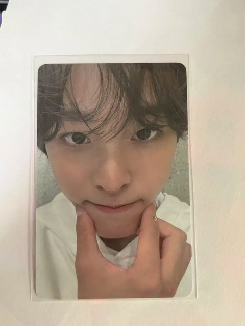 NCT Wish Riku 1st Anniversary Hat Keyring Photocard Transfer