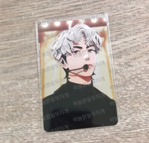 I'll wait for PlayV Black Photocard B version Eunho.