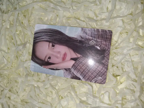 IVE Yujin photocard