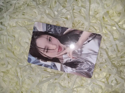 I'm selling Ive Empasi Gaeul photocard.