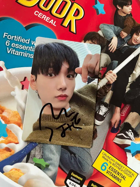 급처, 최저가) 보이넥스트도어 보넥도 명재현 크런치 앨범 싸인 포카

Urgent sale, lowest price) BOYNEXTDOOR BONEDO Jaehyun Crunch Album Signed Photocard