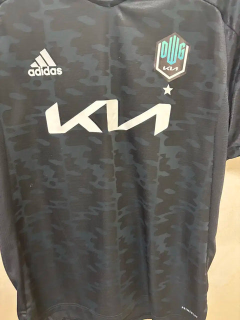 2021 Damwon Kia Autographed Uniform