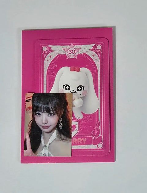 IVE Krispy Kreme Doughnut Collaboration Photocard Jang Wonyoung