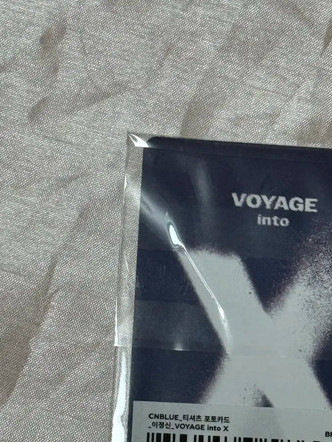 CNBLUE X T-shirt photocard Lee Jung Shin poca