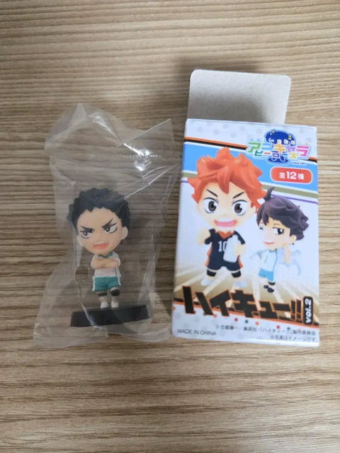 Selling Haikyuu Iwaizumi mini figure~