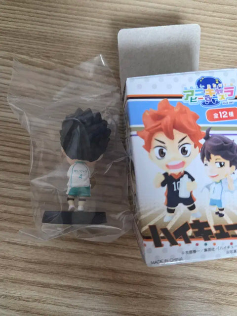 Selling Haikyuu Iwaizumi mini figure~