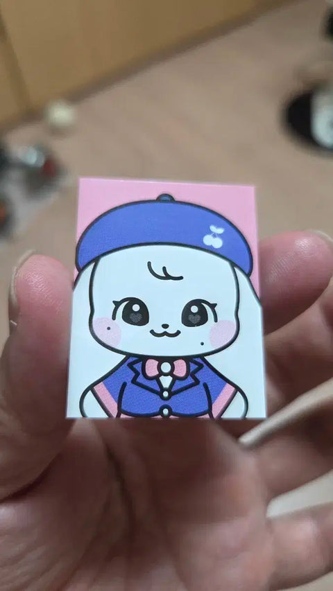 IVE MINEV Seoul Pop-up Store Cherry Jang Wonyoung ID Photo