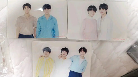 Selling BTS Love Yourself frame set.